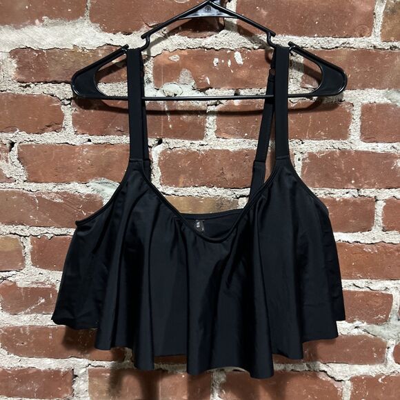 Torrid Size 1/1X D/DD Flowy Bikini Swim Top Bra Black Womens Plus Size - Picture 1 of 3